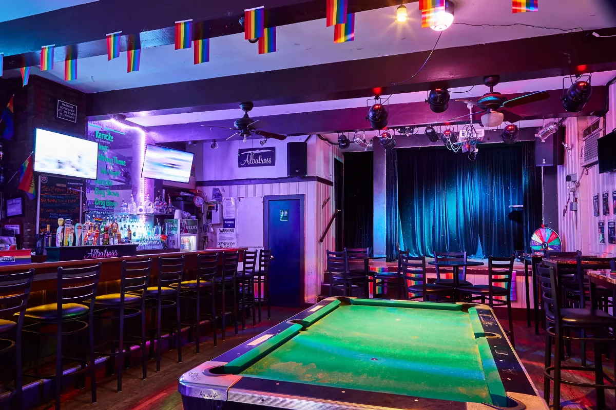 Albatross Bar photo 1