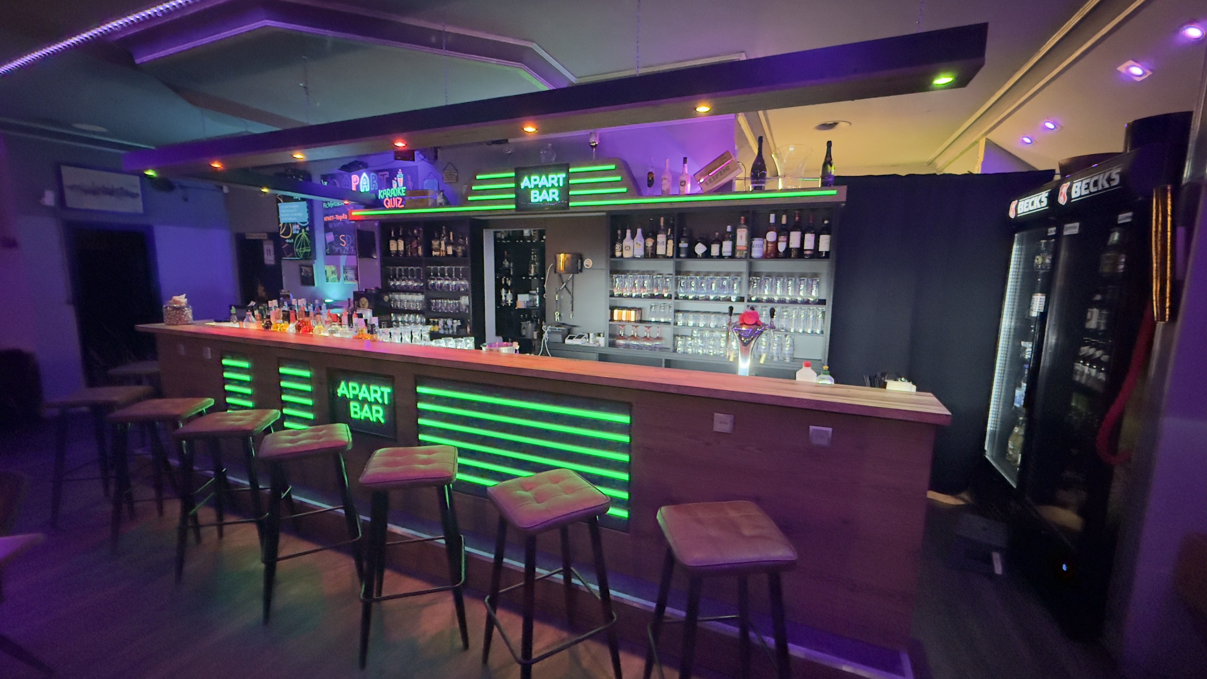 Apart Bar