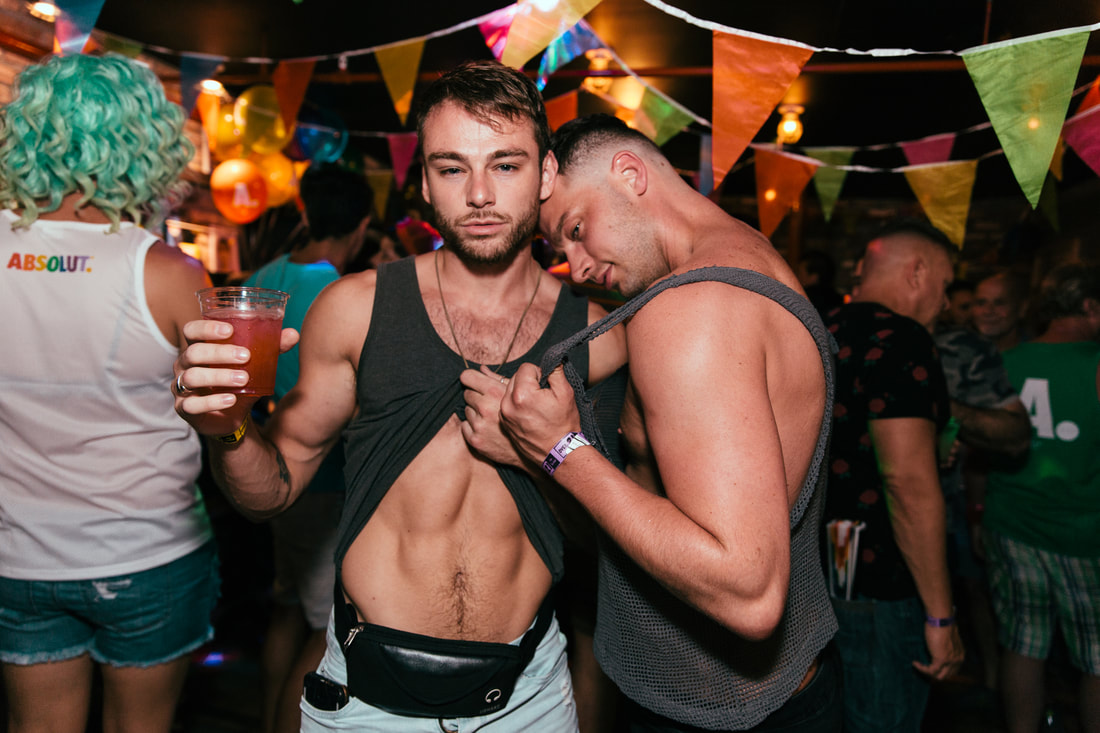 Bar Gaythering photo 4