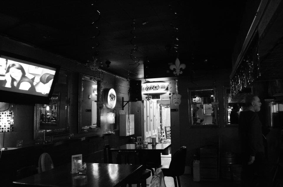 Barbara’s Pavillion — Bars in Dallas
