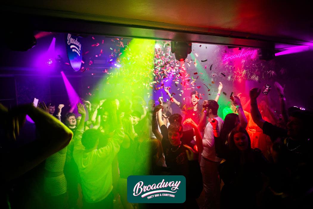 Broadway Party Bar & Courtyard in Hull