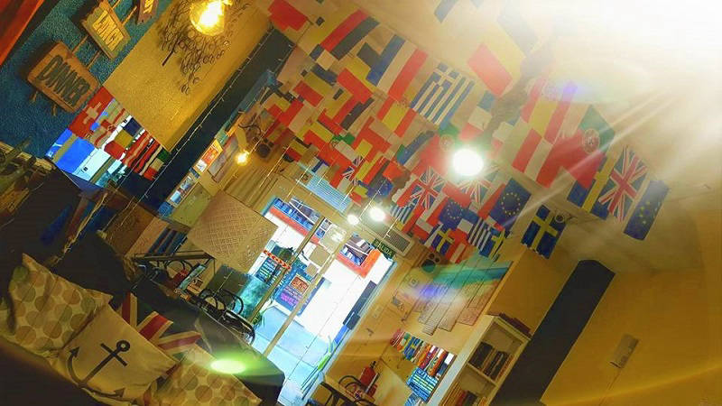 Casper's Eatery & Bar photo 2