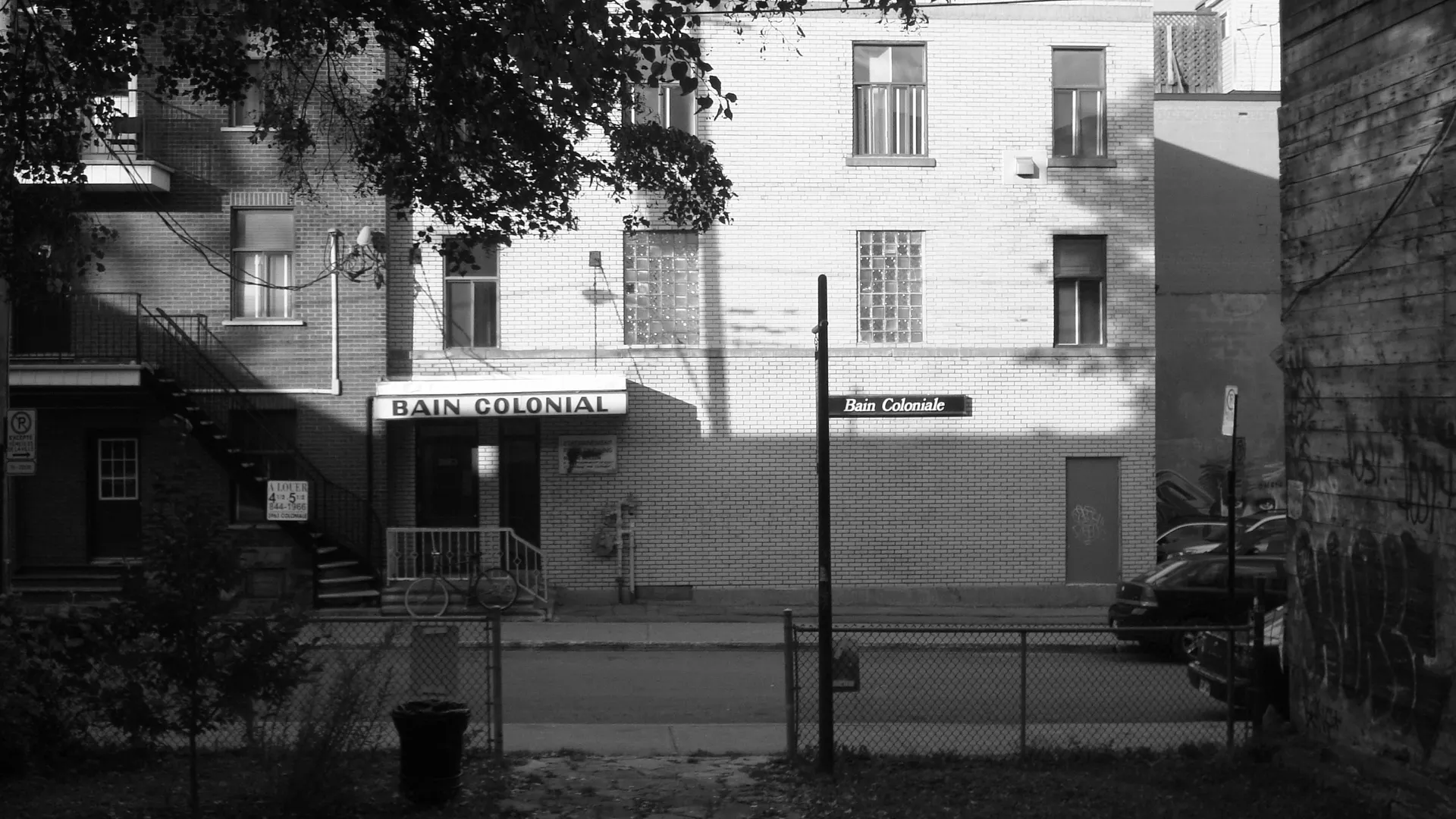 Bain Colonial — Saunas in Montreal