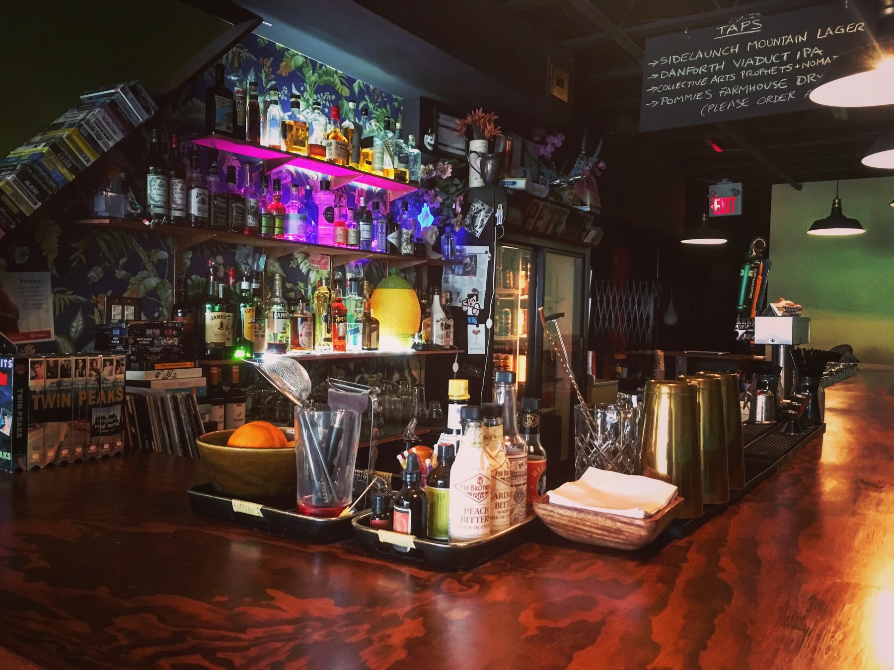 Farside — Bars in Toronto