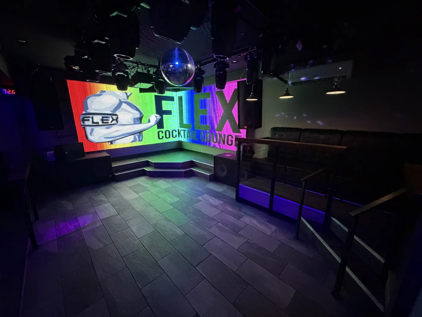 FLEX Cocktail Lounge photo 1