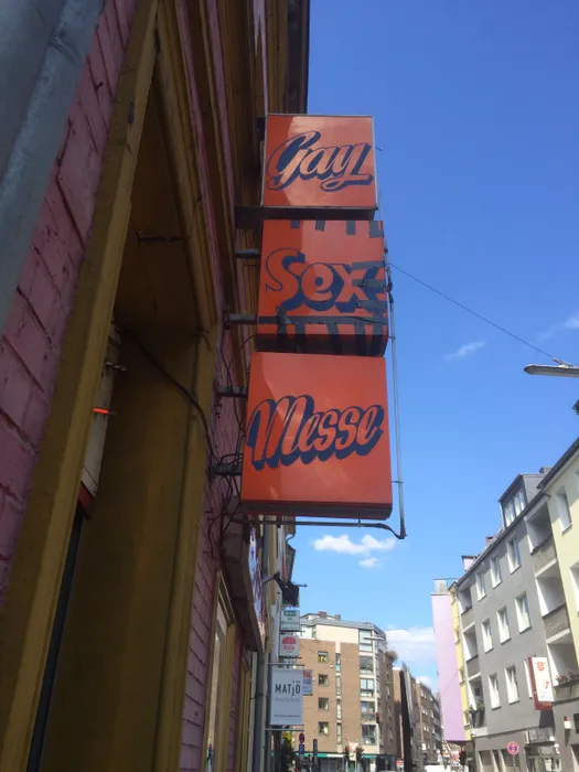 Gay-Sex-Messe — Shopping in Cologne