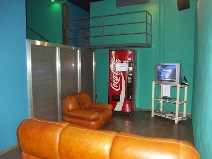 Illumined Bar — Cruising in Milan