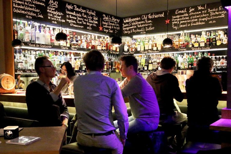 IRON Cocktail Lounge — Bars in Cologne