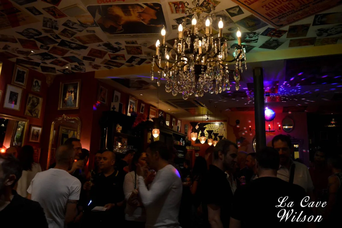 La Cave Wilson photo 2