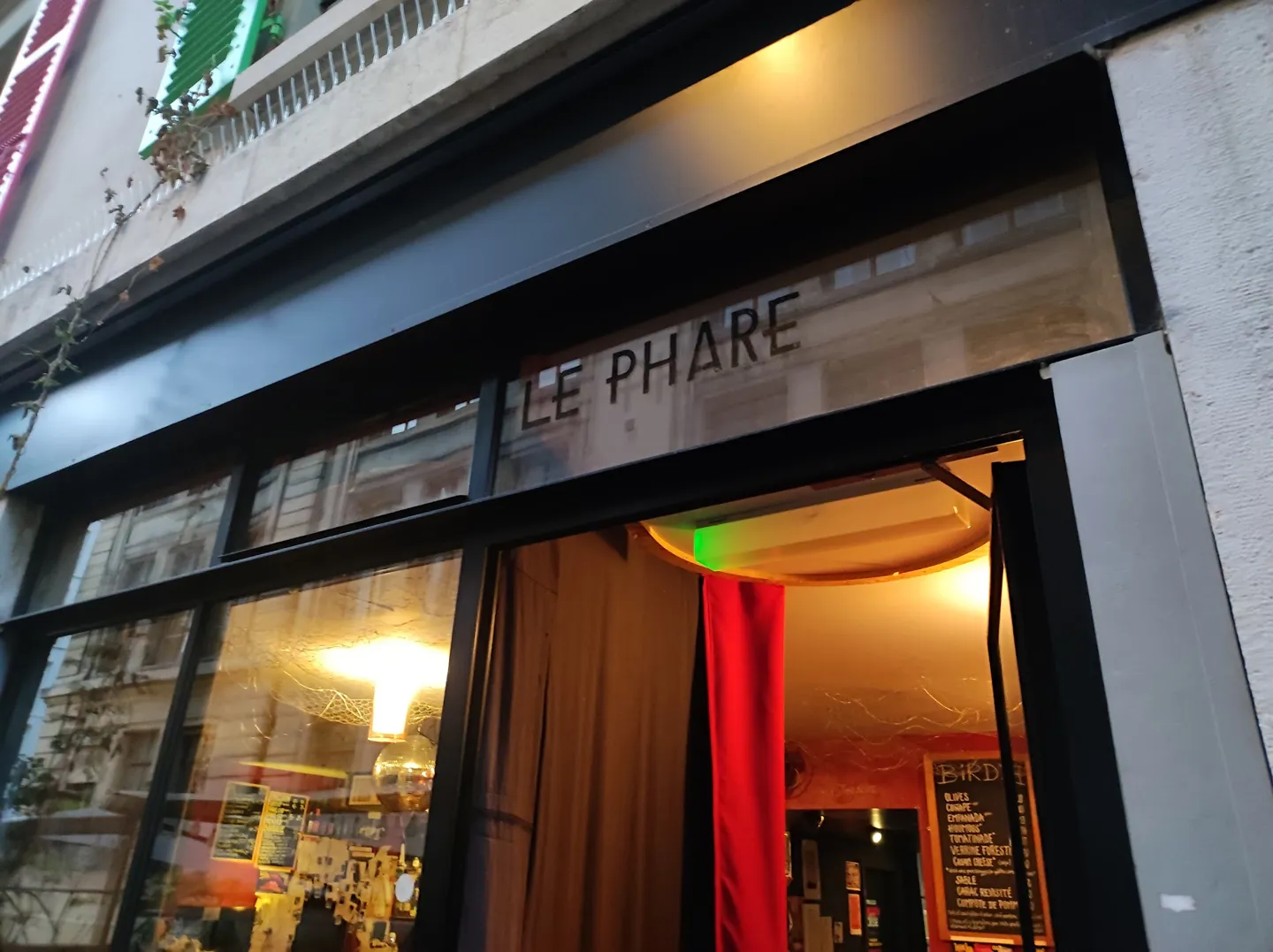 Le Phare in Geneva