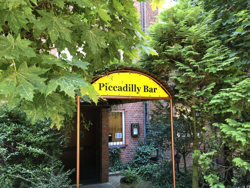 Piccadilly Bar