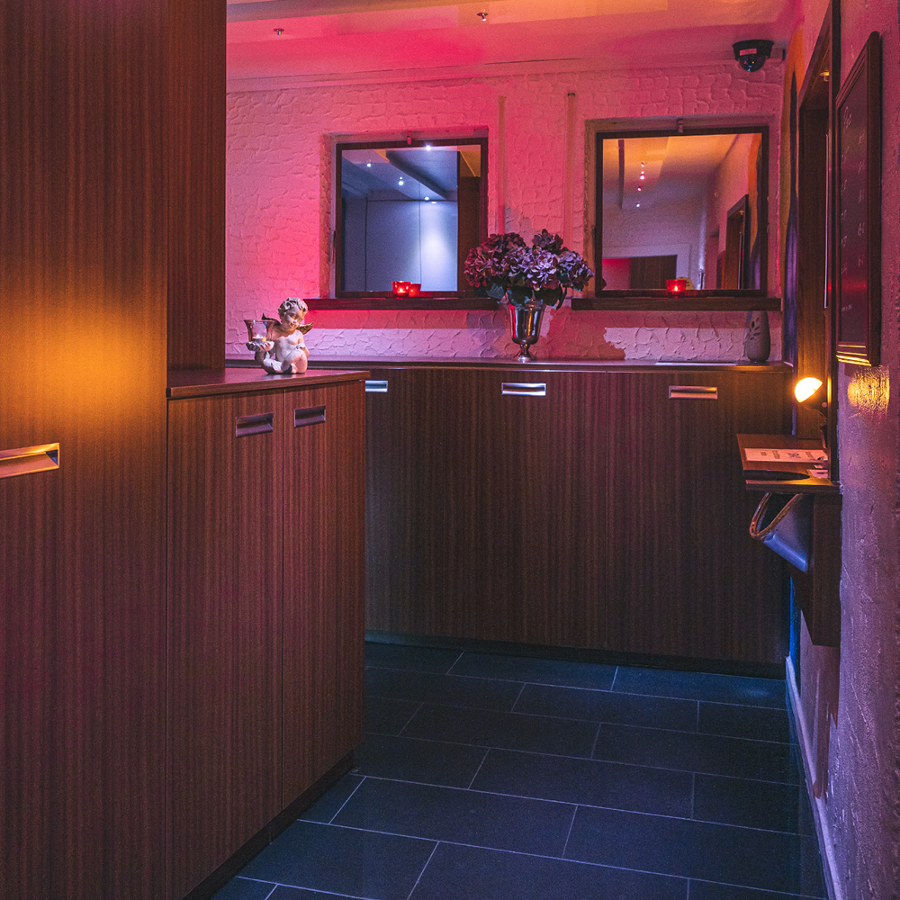Pour Lui Sauna