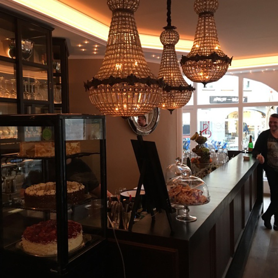 Ruben’s Bar Bistro Lounge — Bars in Stuttgart