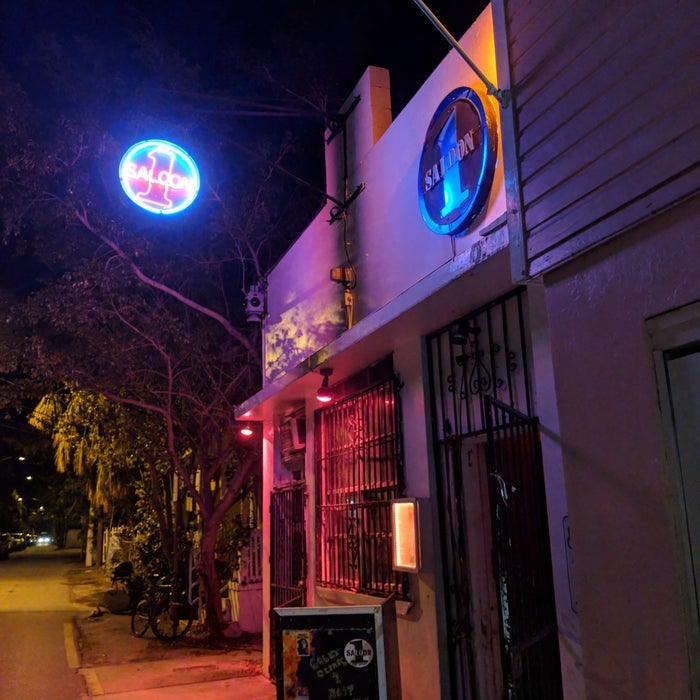 Saloon 1 — Cruise Clubs in Key West